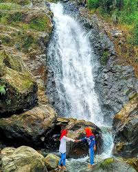 Curug aseupan berada di kawasan curug tilu leuwi #21.curug lamuk di kutasari purbalingga, tinggi menggoda. Lengkap Daftar Curug Yang Ada Di Purbalingga Dari Rembang Kutasari
