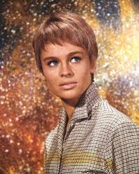 Anthony Hopkins as Dr. Adam Kelno (the plaintiff), Leslie Caron as Angela  Kelno, Anthony Andrews as Stephen Kelno, Lee Remick as Lady Margaret Wydman  and Ben Gazzara as Abraham Cady (the defendant),