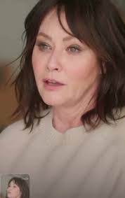 Shannon Shook's Instagram, Twitter & Facebook