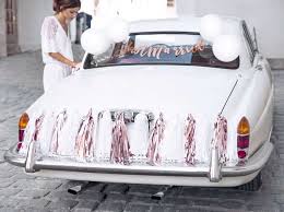 Comment arrêter la dégradation de la terre, l'infection de l'eau, la pollution de l'air? Des Idees Pour La Decoration De Voiture De Mariage