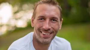 Fundraiser for Elizabeth Coelho by Megan Kelley : Memorial Bench for Peter  Preuss