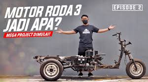 Sehingga akan mudah untuk dikendarai di berbagai medan jalan. Custom Motor Viar Roda 3 Berlanjut Atenxkatros Youtube
