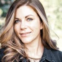 Beth Jablonski's Instagram, Twitter & Facebook