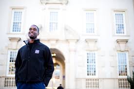 Some certificate nursing courses are aimed at setting a base while others help in specializing in a particular field or area of expertise. Recruit