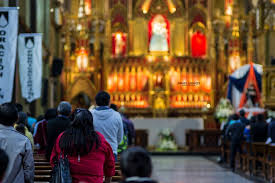 Es un destino popular entre los visitantes extranjeros y nacionales que vienen a realizar actividades al aire libre y que la hacen conocida como la capital de. Basilica De La Virgen De Agua Santa Banos Ecuador Sitio Oficial De La Camara De Turismo De Banos Ecuador