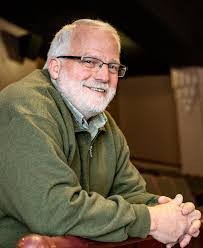 Warren Redmond's Instagram, Twitter & Facebook