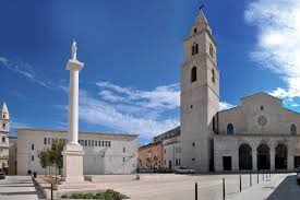 Travel guide resource for your visit to barletta. Itinerary Andria Trani Barletta E Canosa Case E Appartamenti In Affito Nel Salento Case Vacanza In Affitto Nel Salento Prenota La Tua Vacanza Nel Salento Home Holiday Salento Casa