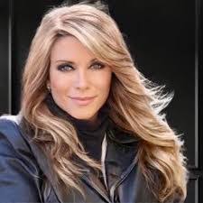 Denise Kellogg's Instagram, Twitter & Facebook