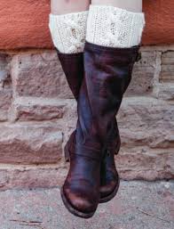 Knit 3 rows and start with lace pattern. 1 Hour Easy Boot Cuff Knitting Pattern Craftfoxes