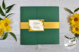 Pocketfold Einladungen Fur Eure Hochzeit Von Www Feenstaub At Diese Hochzeitspapeterie Im Design Sonnenblumen Stammt Von Ww Feenstaub Sonnenblumen Und Blumen