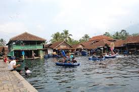 Harga yang tertera belum termasuk tiket masuk ancol harga yang tertera untuk minimal 25 orang. Nikmatnya Mandi Bareng Di Cikoromoy Banten Merahputih