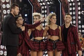 Rodrigo noya vivió la fama desde muy chico ya que cuando tenía cuatro años visitaba una vez al mes agrandadytos, el programa que conducía daddy brieva. Showmatch 2019 Rodrigo Noya Bailo Con Su Novia Y Conquisto Al Janbaaz