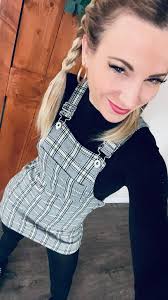 When I say. I shop for Christmas gifts at. FabD Boutique. I mean it.  Although the beautiful coat and ohio state snowman are for myself🤣 they  are hiding lots of gifts for