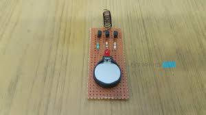 Thus it can be used to detect mains ac voltage without removing the insulation from the conductor. Diy Non Contact Voltage Tester Tested