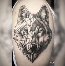 Afbeeldingsresultaat Voor Half Realistic Half Geometric Wolf Tattoo Tatuajes De Lobos Tatuajes De Animales Diseno Del Tatuaje De Lobo
