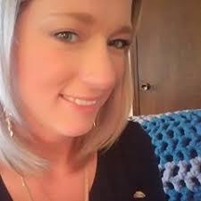 Marianne Carlson's Instagram, Twitter & Facebook