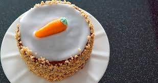 Nach kurzem abkühlen aus der form holen und auf einem kuchengitter abkühlen lassen. Dinkel Mohren Nuss Kuchen Nibelungenkorn
