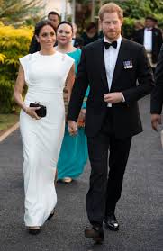 Meghan markle on tour in australia: Meghan Markle Wore A Thing White Theia Gown In Tonga Edition Fashionista