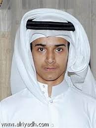 { حافظوا على الصلوات } فالحفاظ عليها : ØªØ±ÙƒÙŠ Ø¨Ù† Ø¹Ø¨Ø¯Ø§Ù„Ø¹Ø²ÙŠØ² ÙˆØ²ÙˆØ¬ØªÙ‡ Ø§Ù„Ø£Ù…ÙŠØ± ØªØ±ÙƒÙŠ Ø¨Ù† Ø·Ù„Ø§Ù„ Ø¨Ù† Ø¹Ø¨Ø¯ Ø§Ù„Ø¹Ø²ÙŠØ² Ø¢Ù„