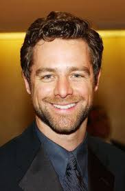 Did everyone enjoy the new Hallmark movie 'An Easter Bloom'? I'm watching  it now 🙂