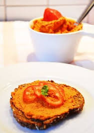 Statt Butter Auf S Brot Paprika Mandel Mus Vegane Brotaufstriche Rezepte Brotaufstrich Rezept