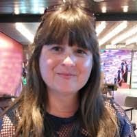 Tracey Minter's Instagram, Twitter & Facebook