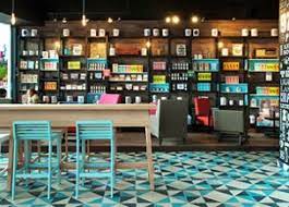 Cifa Progetta E Produce Arredamenti Per Bar Ristoranti Hotel Negozi E Uffici Il Rito Coffee Shop Interior Design Coffee Shops Interior Shop Interior Design