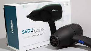 The 4000i uses a tourmaline coated ionic generator, which seals the cuticle to lock in moisture and breakup water molecules. 5 Best Blow Dryer For Natural Hair Reviews And Buying Guide 2020