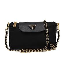 Pin On Designer Handbags Purses Tote Bags Wallets Wristlets