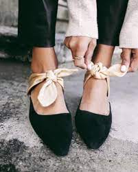 Paula farsi in high heels : Pin By Candy Holladay On Shoes Bow Heels Heels Shoes