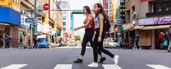 When analyzing student credit cards, there are a few key benefits and elements to keep in mind. Best Credit Cards For College Students August 2021 Credit Karma