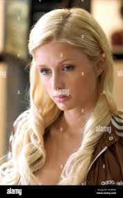 Paige Edwards's Instagram, Twitter & Facebook