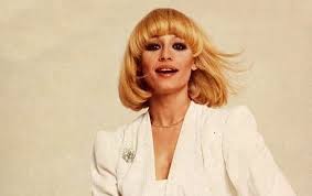 «non ti dimenticheremo mai» 47esimo parossismo dell'etna con colate di lava Ujhkvynzmhoktm