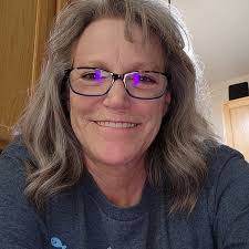 Connie Hammes's Instagram, Twitter & Facebook