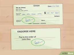 Selon la banque en ligne où vous avez ouvert un compte bancaire monabanq doit recevoir votre chèque par courrier postal dans les 4 jours civils suivant la date d'enregistrement du feuillet numérique. 3 Manieres De Encaisser Un Cheque Bancaire Wikihow