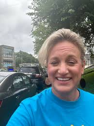 Rhonda Hedges (@rhondahedge33)