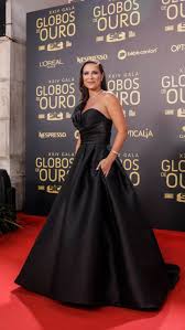 Bárbara bandeira eleita revelação do ano nos globos de ouro. Looks Globos De Ouro 2019 Xxiv Gala Flor De Papel