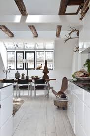 La Maison D Une Globe Trotteuse Planete Deco A Homes World Maison Interieur Maison Interieur De Cuisine