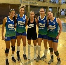 Só eu me acabo pra essas vadia bucetuda do vôlei?? Thaisa Daher De Menezes Startseite Facebook