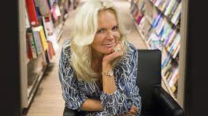 She is a no.1 sunday times and new york times bestseller. Lucinda Riley S Family Announce That She Has Died After A Four Year Battle With Cancer Pan Macmillan