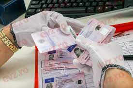 Iei articole pe care anumite persoane le găsesc pe. SchimbÄƒri Majore Permisul Auto Se ObÈ›ine In CondiÈ›ii Noi Cat Va Costa In 2021 Evenimentul Zilei