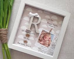Bambino Ragazza Regalo Bambino Bambino Telaio Nuovo Bambino Etsy In 2020 New Baby Products Baby Boy Gifts Baby Girl Gifts