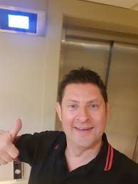 Apologies for not having posted for a while.... I haven't lost my scoot  enthusiasm, just fighting with a dodgy knee.... Hopefully getting that  sorted soon 🤞 *Today's school run in typical autumnal