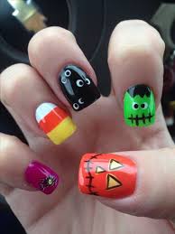 Well, i used to but i didn't want my nails to. 40 Cute And Spooky Halloween Nail Art Designs Listing More