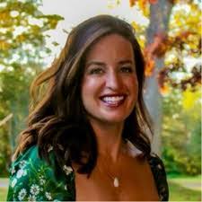 Alicia Mucci's Instagram, Twitter & Facebook