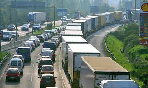 Uzavírky, dopravní kolony i nehody. Silnicni Doprava Zaziva Extremni Rust Zacatek Roku Byl Rekordni E15 Cz