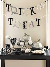 Black And White Halloween Pictures 10 Black And White Halloween Decorating Ideas Celebrations At Home Black White Halloween Classy Halloween Homemade Halloween