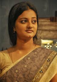 Hot Malayalam Actress Priyanka Nair in Saree | Craziest Photo Collection