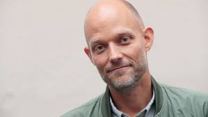Les innocentes), also known as agnus dei, is a 2016 french film directed by anne fontaine, which features lou de laâge, agata kulesza, agata buzek and vincent macaigne in its cast. Alt Om Musikk Film Og Serier Gaffa No