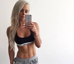 There are dozens and dozens of fitness models on instagram who are rocking some seriously impressive bods, but the midsections on these 20 women are just downright impressive! 50 High Protein Chicken Recipes That Are Healthy And Delicious Fitness Models Female Fitness Instagram Fitness Models